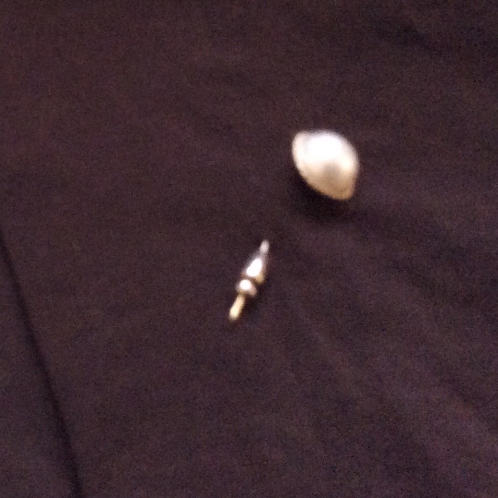 Mabe' pearl 9 carat gold setting broach